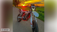 Système d'échappement Radical Racing Half-Carbon Système d'échappement Radical Racing Half-Carbon